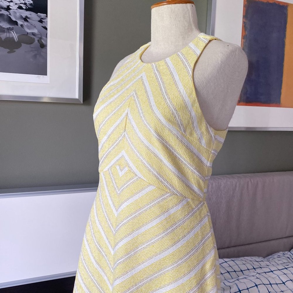 ❤️ Mi Ami Sleeveless Summer Party Dress in Yellow, White and Gold MEDIUM - J184 - Picture 3 of 9